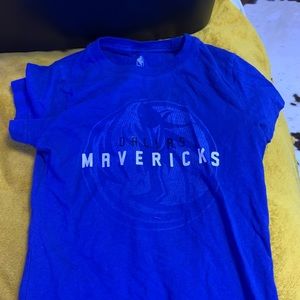 NBA Dallas mavs fitted tee
